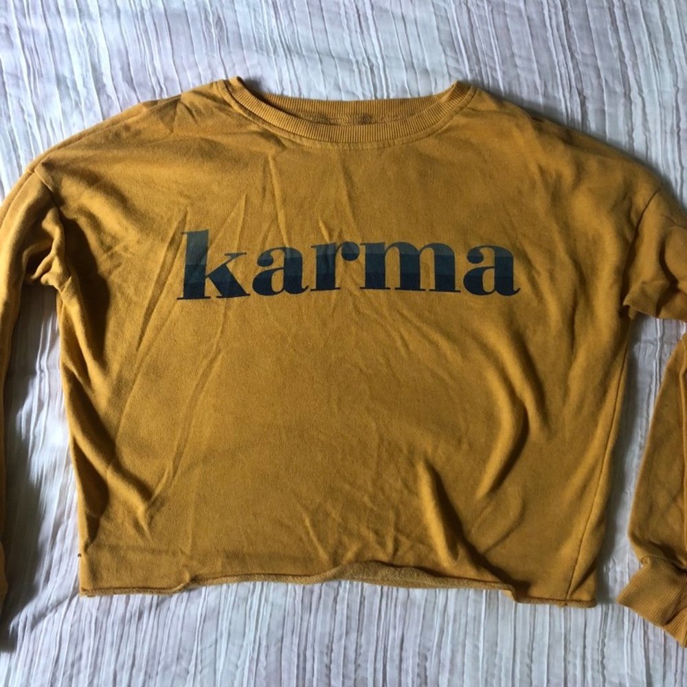 Cropped Graphic Sweater